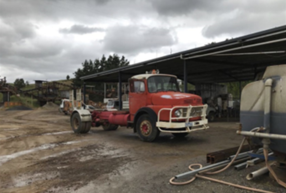 Mercedes Benz 1418